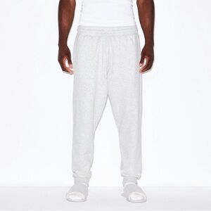 SKIMS - Light Heather Grey Fleece Lounge Men's Tapered Jogger (Large)